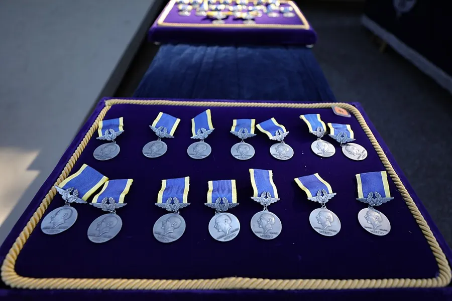Santos-Dumont Merit Medal — عکس از ویکیانبار