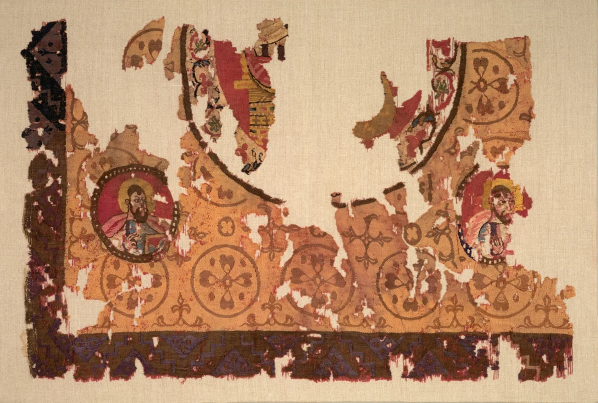 Fragmentary Icon Panel, Christ in Glory (?) and Evangelists — تصویر رکورد موزهٔ هنر کلیولند (دسترسی آزاد)
