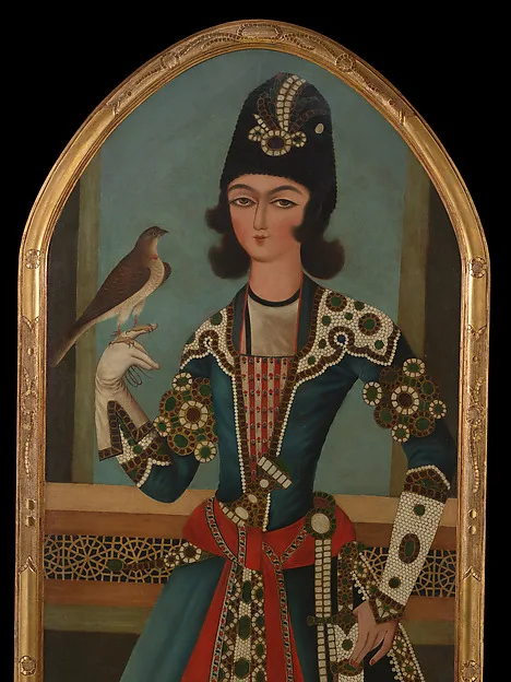 شاهزاده با باز در دست — نمای تکمیلی ثبت‌شده در رکورد موزه