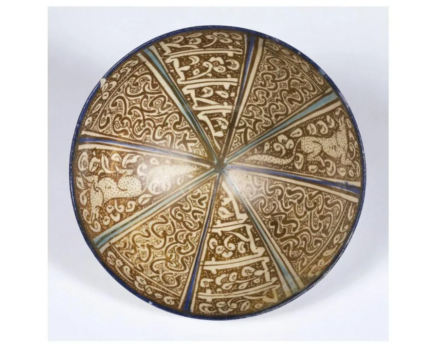 Bowl — تصویر رکورد موزهٔ ویکتوریا و آلبرت