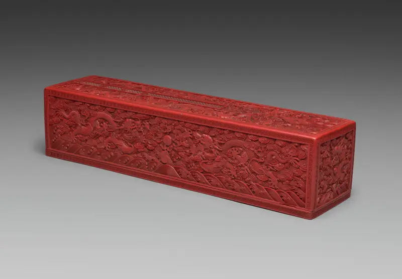 Carved Lacquer Scroll Box — تصویر رکورد موزهٔ هنر کلیولند (دسترسی آزاد)