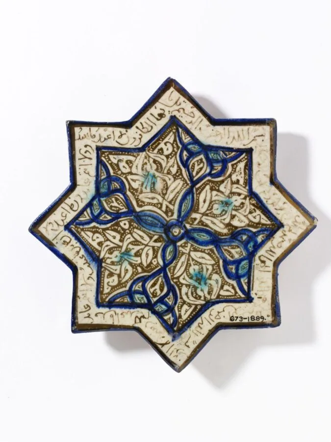 Tile — تصویر رکورد موزهٔ ویکتوریا و آلبرت