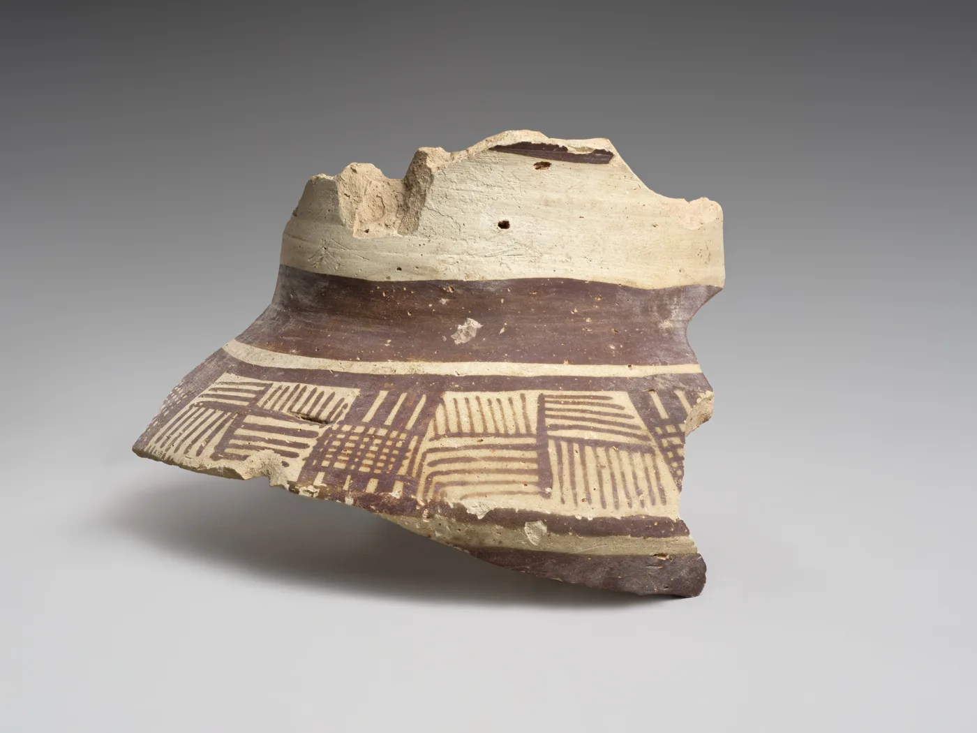 Jar sherd — تصویر رکورد موزهٔ متروپولیتن (دسترسی آزاد)