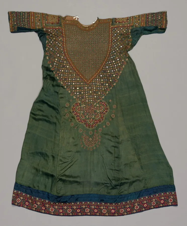 Jat Woman's Dress — تصویر رکورد موزهٔ هنر کلیولند (دسترسی آزاد)