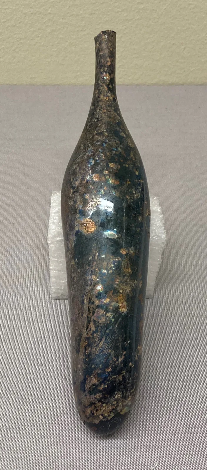 Bottle — تصویر رکورد موزهٔ متروپولیتن (دسترسی آزاد)