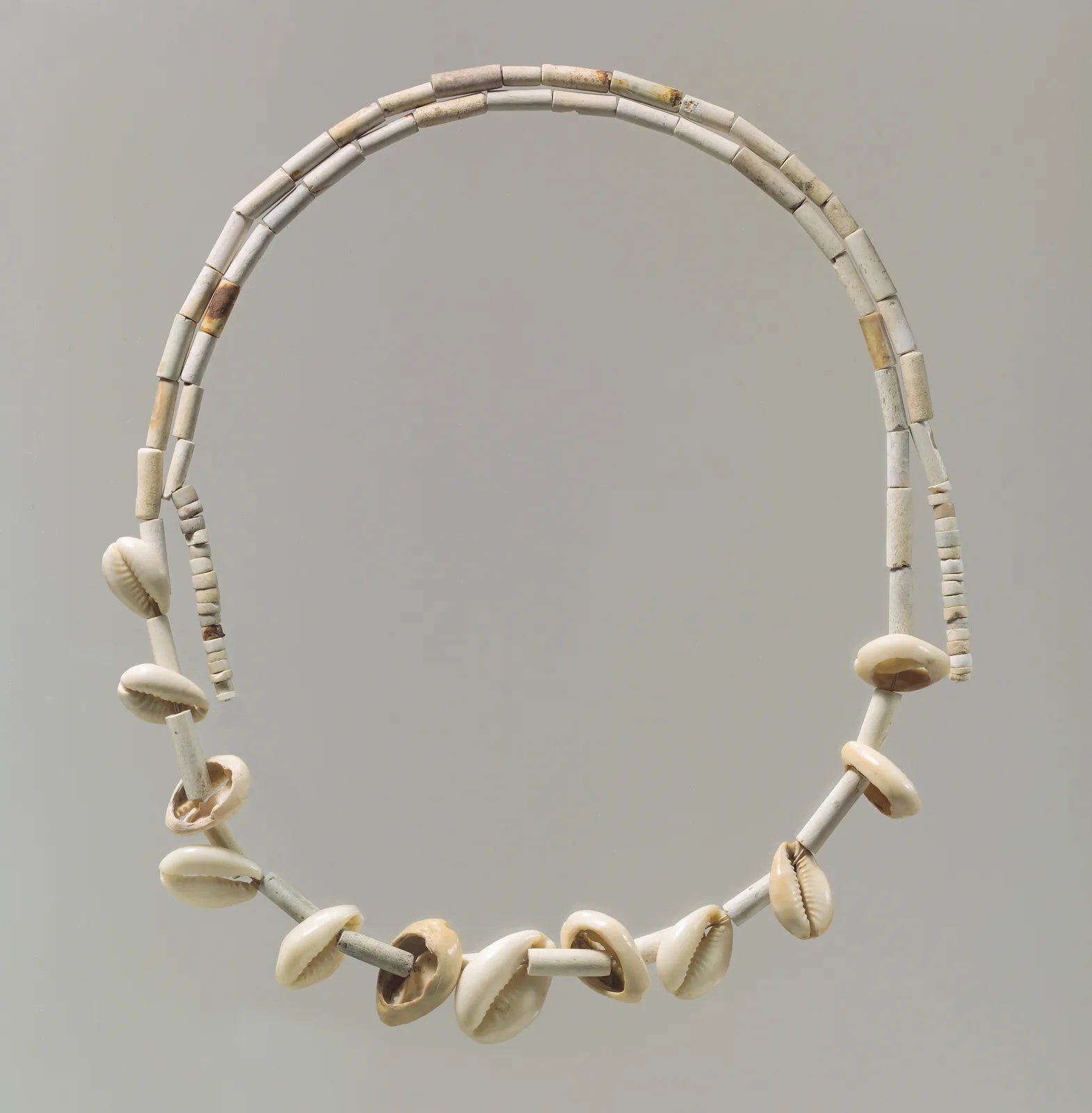 Beads — تصویر رکورد موزهٔ متروپولیتن (دسترسی آزاد)