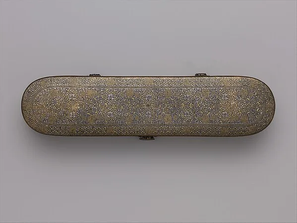 Pen Box — نمای تکمیلی ثبت‌شده در رکورد موزه