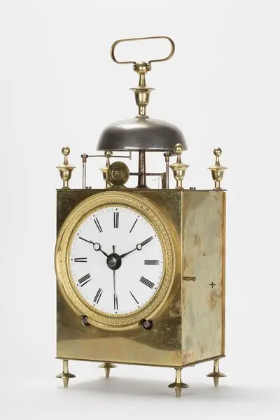 Reiseuhr, sog. "Capucine", wohl Frankreich, um 1825 — تصویر رکورد یوروپیانا