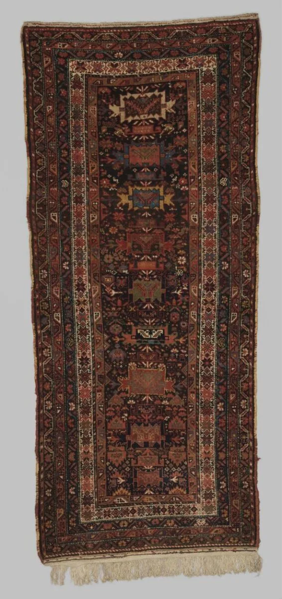 Carpet — تصویر رکورد موزهٔ ویکتوریا و آلبرت