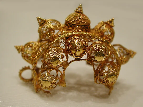 Earring, One of a Pair — تصویر رکورد موزهٔ متروپولیتن (دسترسی آزاد)