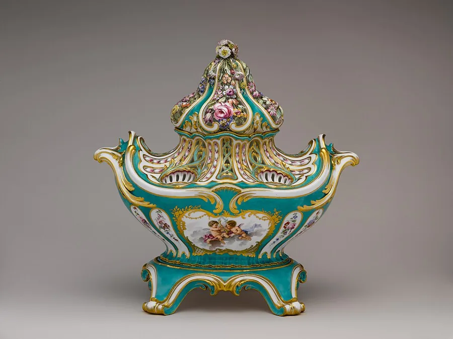 Potpourri vase (pot-pourri gondole) — تصویر رکورد ویکی‌داده