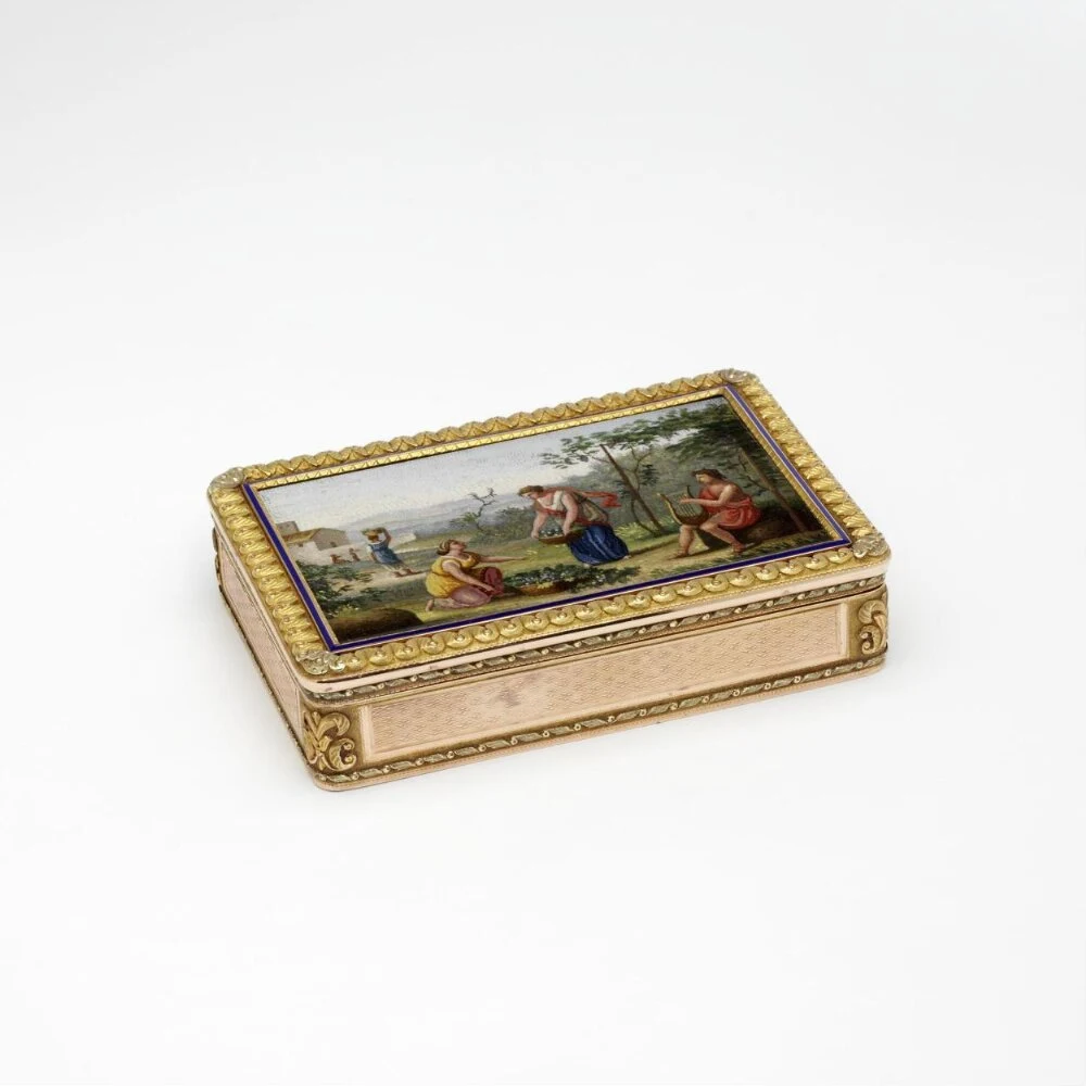 Snuffbox — تصویر رکورد موزهٔ ویکتوریا و آلبرت