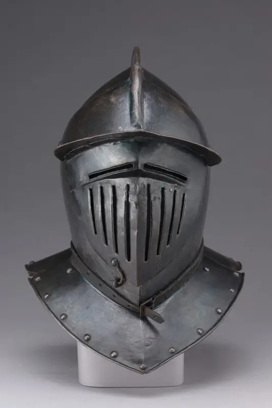 Cuirassier's Armor: Helmet — تصویر رکورد موزهٔ هنر کلیولند (دسترسی آزاد)