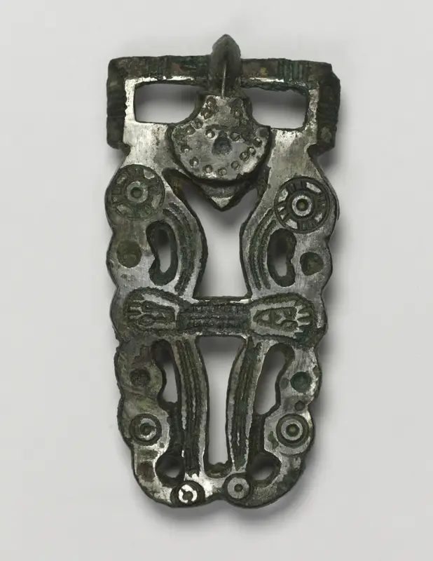 Buckle — تصویر رکورد موزهٔ هنر کلیولند (دسترسی آزاد)
