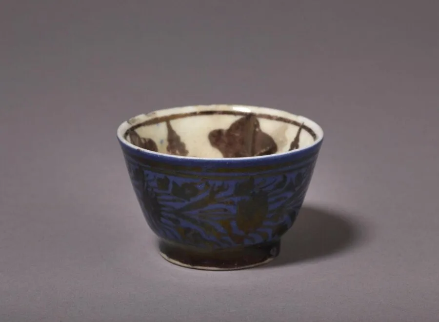 Cup — تصویر رکورد موزهٔ ویکتوریا و آلبرت