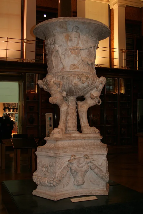 Piranesi Vase — تصویر رکورد ویکیداده