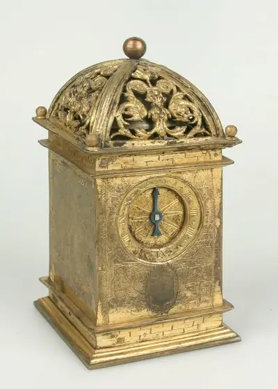 Tischuhr, Frankreich, um 1530 — تصویر رکورد یوروپیانا