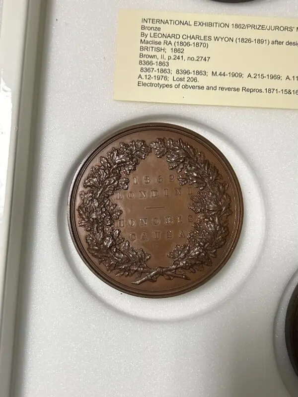 Medal — تصویر رکورد موزهٔ ویکتوریا و آلبرت