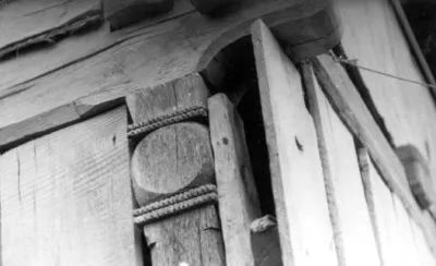Detail pillar, com. The Garden, County. The Veil (1968) — تصویر رکورد یوروپیانا