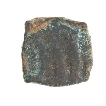 روی نمونهٔ موزه‌ای 1997.66.7015 از این تیپ