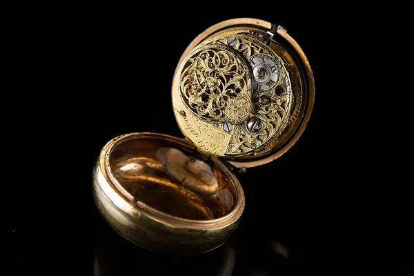 قاب دوتایی (Pair case)
