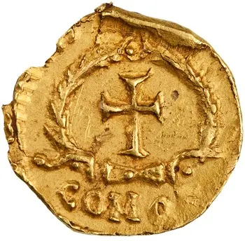 پشت نمونهٔ موزهای 1944.100.20451 از این تیپ