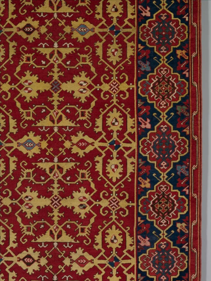 فرش کلاسیک ترکیه با طرح لوتو — نمای تکمیلی ثبتشده در رکورد موزه