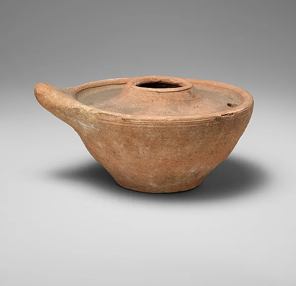 چراغ — نمای تکمیلی ثبتشده در رکورد موزه