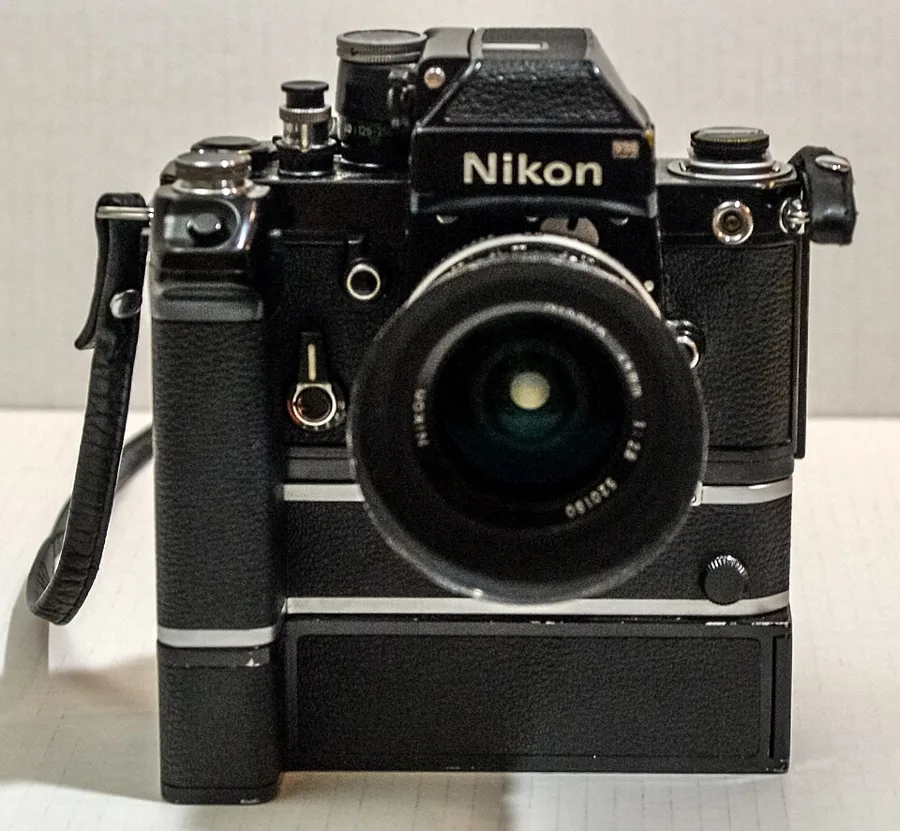 Nikon F2 — تصویر رکورد ویکی‌داده