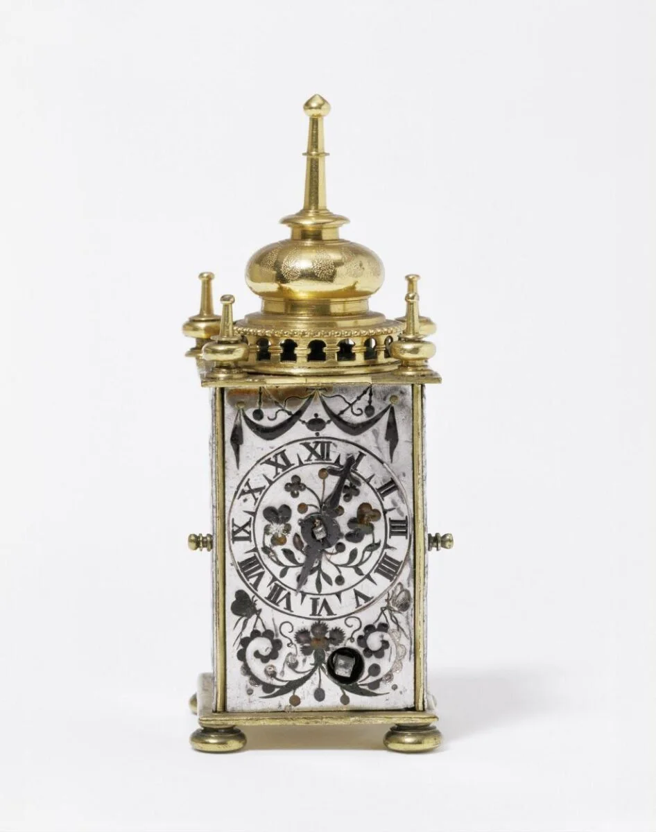 Miniature clock — تصویر رکورد موزهٔ ویکتوریا و آلبرت
