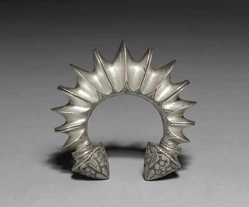 Bracelet — تصویر رکورد موزهٔ هنر کلیولند (دسترسی آزاد)