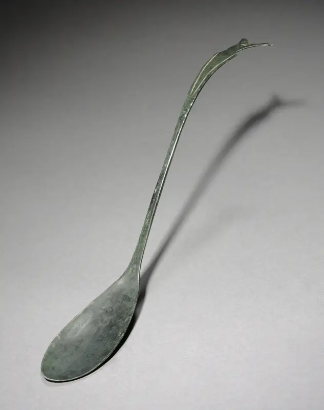 Spoon with Fish-Tail Design — تصویر رکورد موزهٔ هنر کلیولند (دسترسی آزاد)