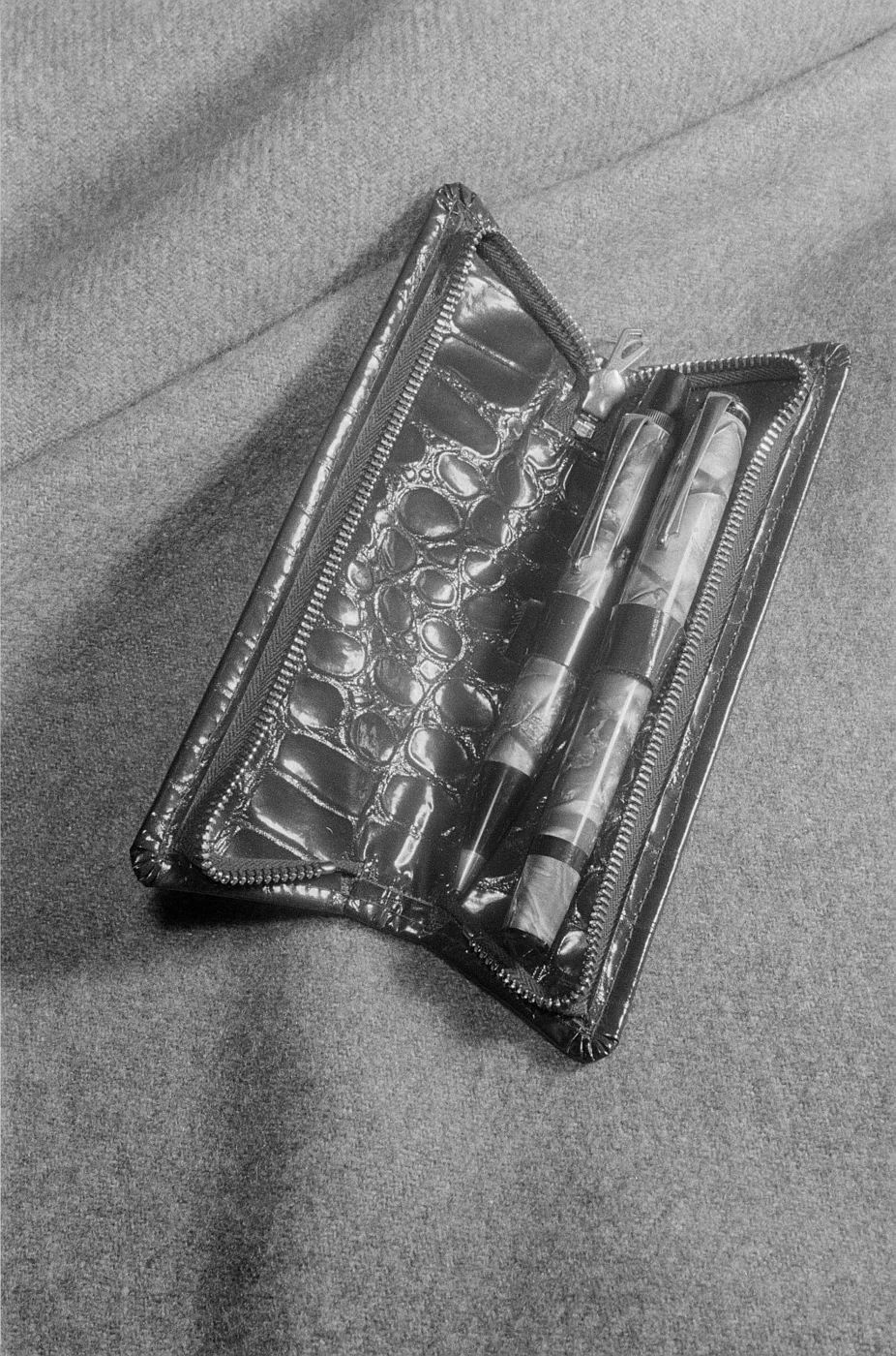 Etui mit Kugelschreiber und Füllfederhalter — تصویر رکورد یوروپیانا