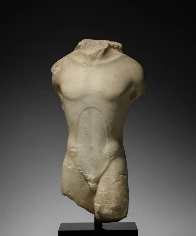 Torso of a Kouros — تصویر رکورد موزهٔ هنر کلیولند (دسترسی آزاد)