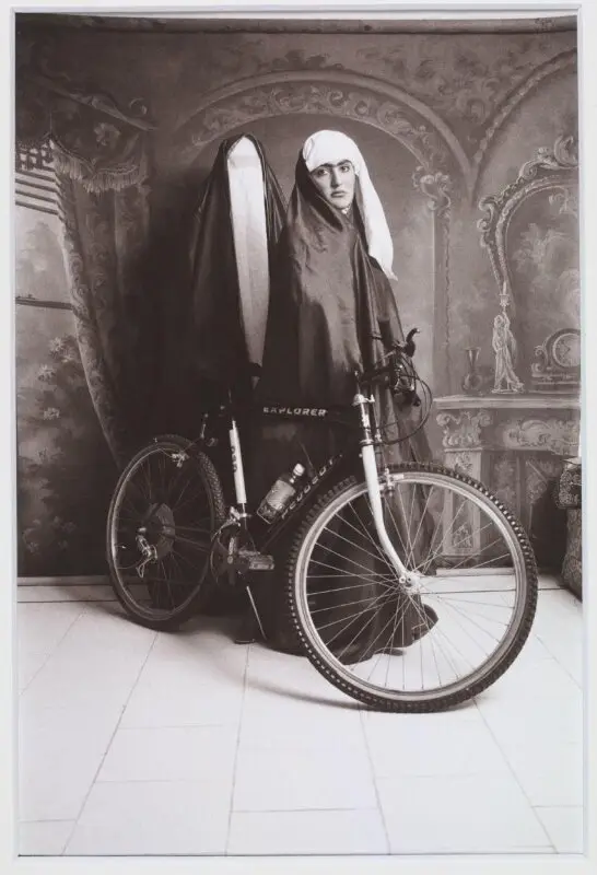 Photograph: Qajar — تصویر رکورد موزهٔ ویکتوریا و آلبرت — شمارهٔ رکورد E.352-2010