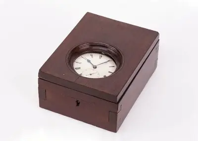 Beobachtungsuhr mit Etui, Moncas, Liverpool, London, 1829. — تصویر رکورد یوروپیانا