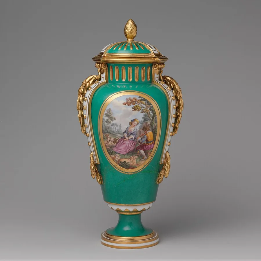 Vase with cover (vase à bandes) (one of a pair) — تصویر رکورد ویکیداده