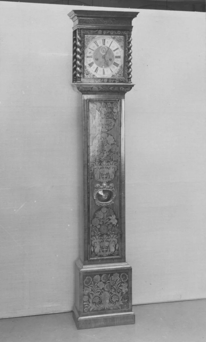 Longcase clock — تصویر رکورد موزهٔ ویکتوریا و آلبرت