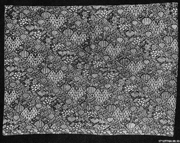 Fragment of Woman's Trousering (Nakshe) — تصویر رکورد موزهٔ متروپولیتن (دسترسی آزاد)