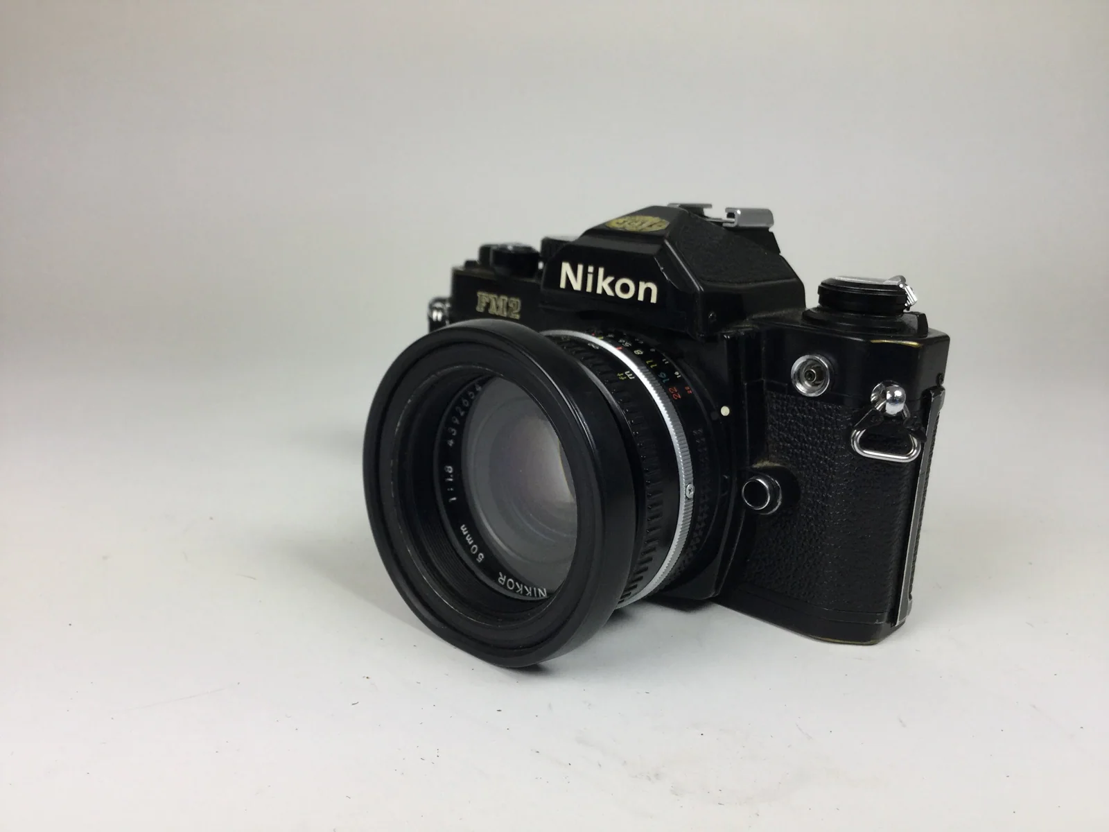دوربین عکاسی - Nikon، مدل FM2، تکلنزی بازتابی (SLR)، شرکت نیکون، ژاپن، حدود ۱۹۸۵ — عکس رکورد موزههای ویکتوریا (استرالیا)