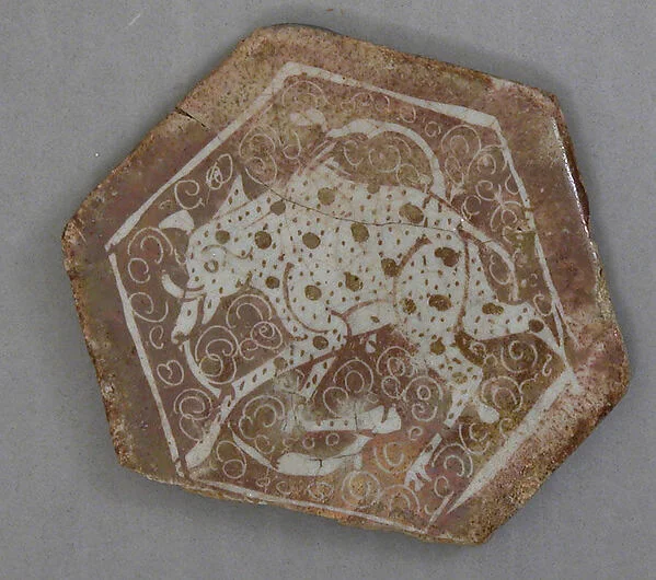 Hexagonal Tile — تصویر رکورد موزهٔ متروپولیتن (دسترسی آزاد)
