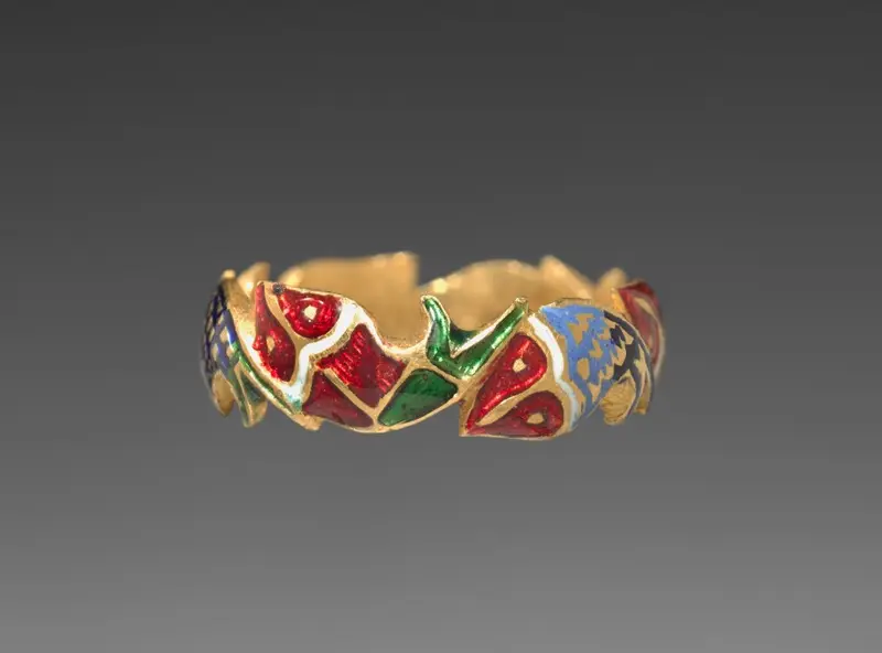 Ring in the Form of Six Fishes — تصویر رکورد موزهٔ هنر کلیولند (دسترسی آزاد)