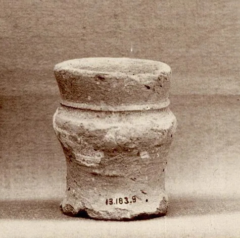 Miniature vessel from Tomb of Perneb — تصویر رکورد ویکیداده