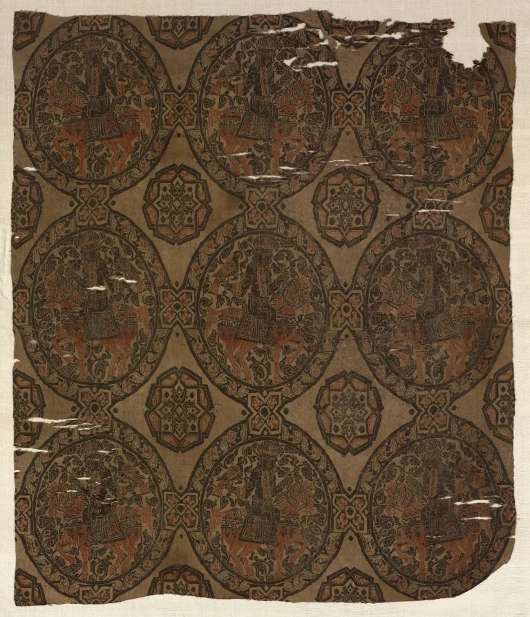Fragment with Equestrian Falconer King — تصویر رکورد موزهٔ هنر کلیولند (دسترسی آزاد)