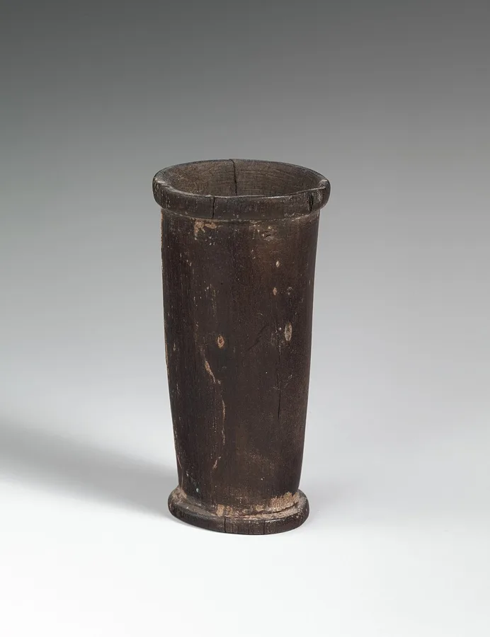 Cylindrical Vase — تصویر رکورد ویکی‌داده