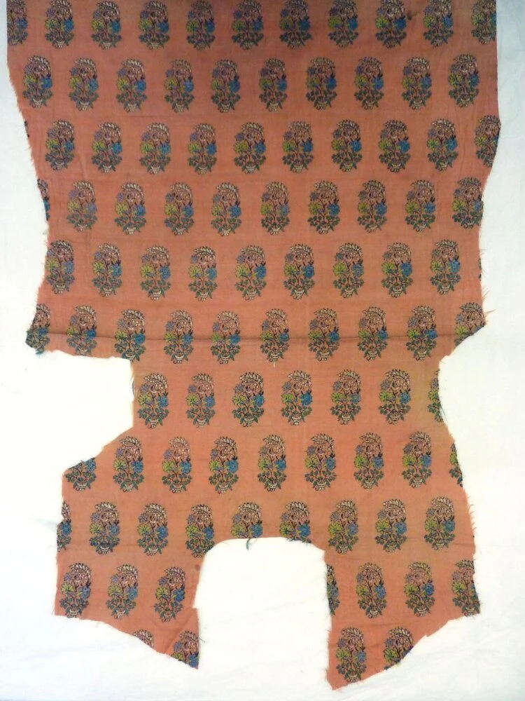 نمای تکمیلی همان اثر — شمارهٔ اموال 124-1889