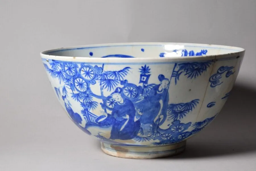 Bowl — تصویر رکورد موزهٔ ویکتوریا و آلبرت