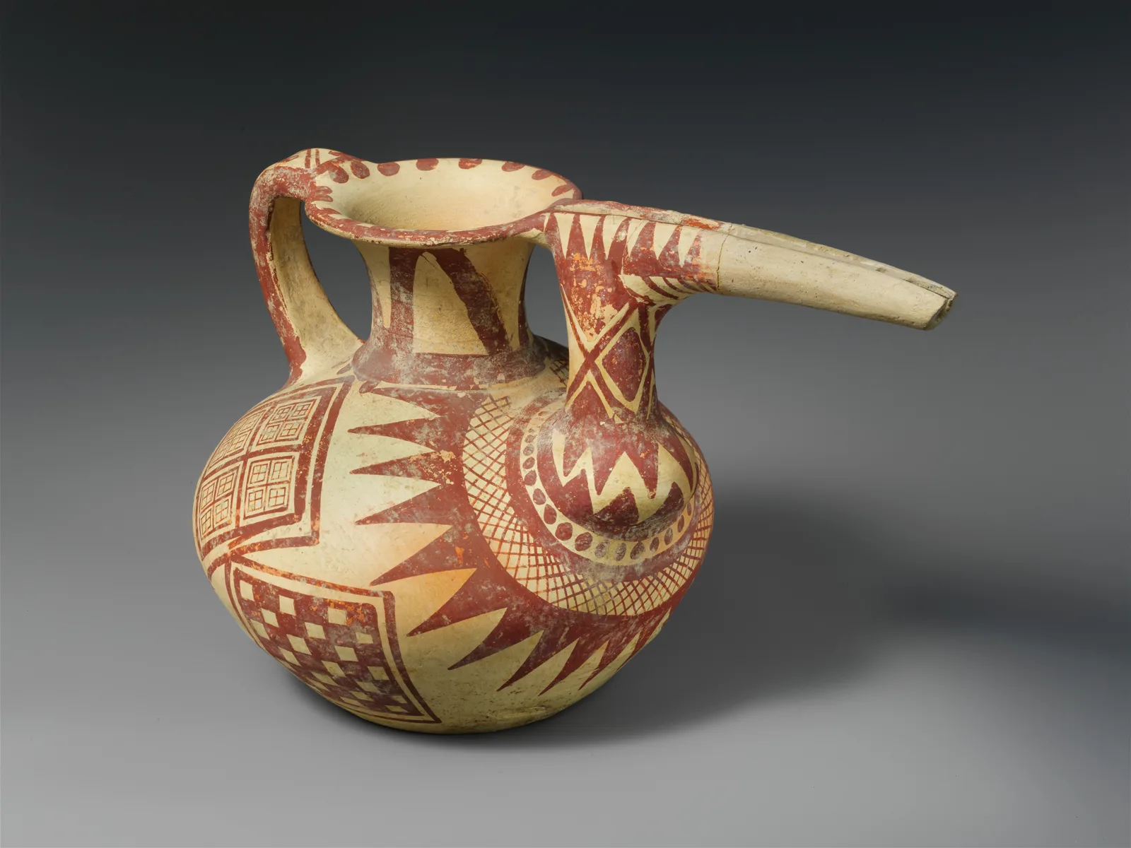 Spouted jar — تصویر رکورد موزهٔ متروپولیتن (دسترسی آزاد)