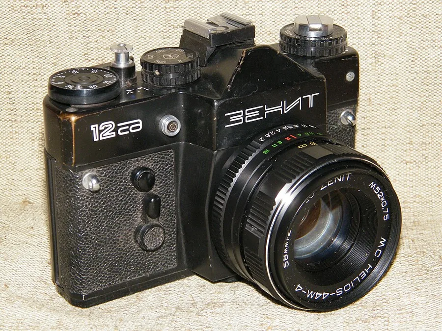 Zenit 12 — تصویر رکورد ویکیداده