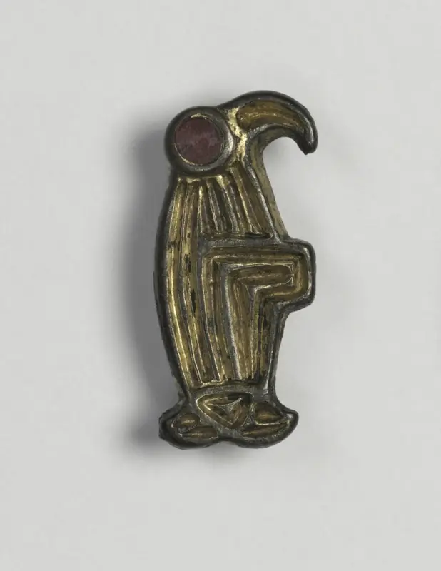 Eagle-Shaped Fibula — تصویر رکورد موزهٔ هنر کلیولند (دسترسی آزاد)